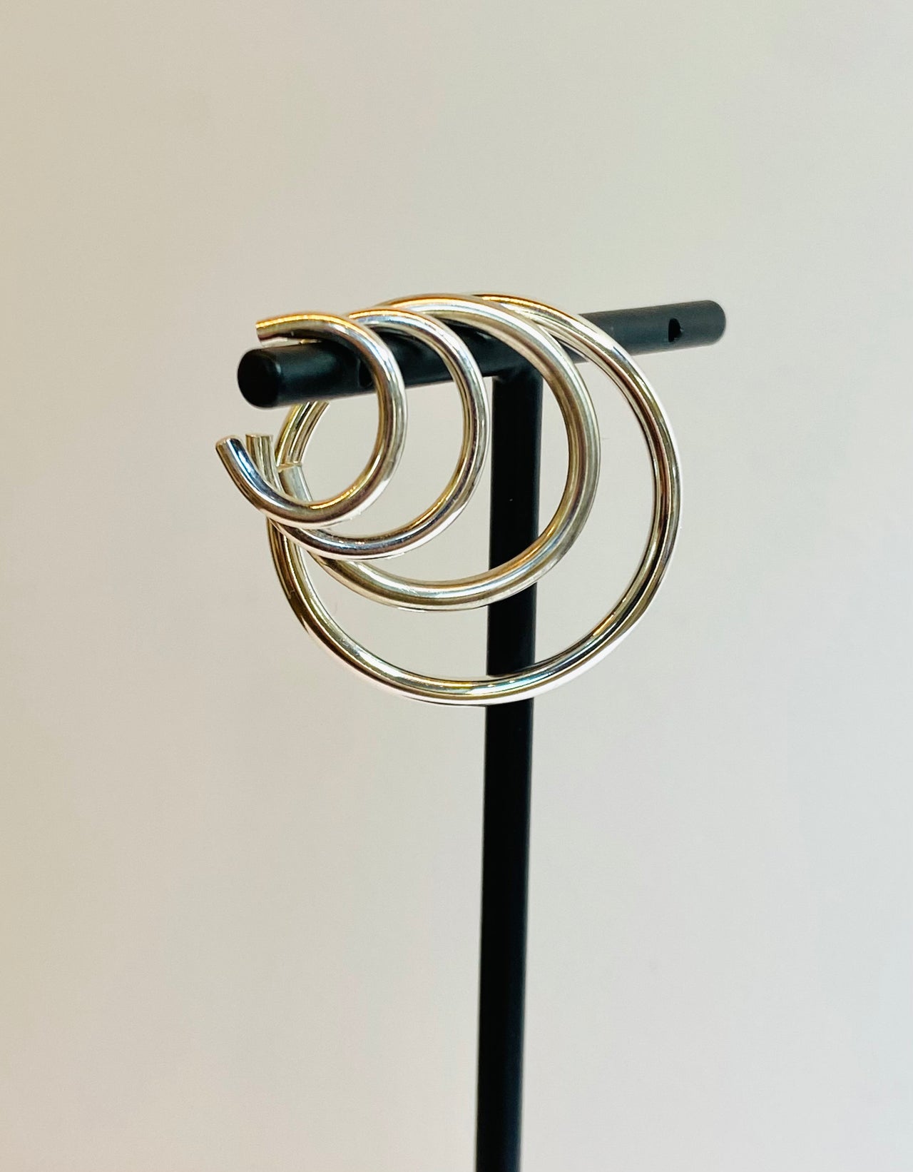 Lunar Loop ear cuffs (4 maten - per stuk)