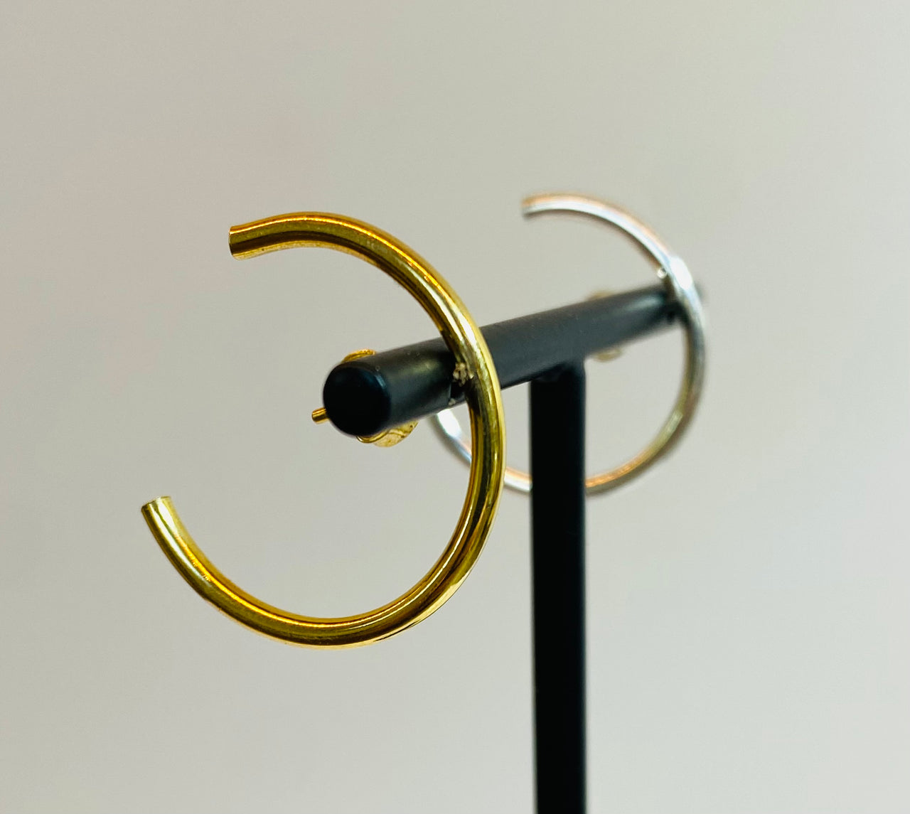 Lunar Hoop oorbel (per stuk)